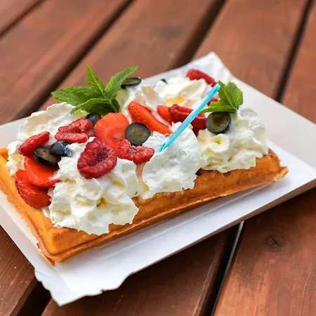 & Rewal נישורזה